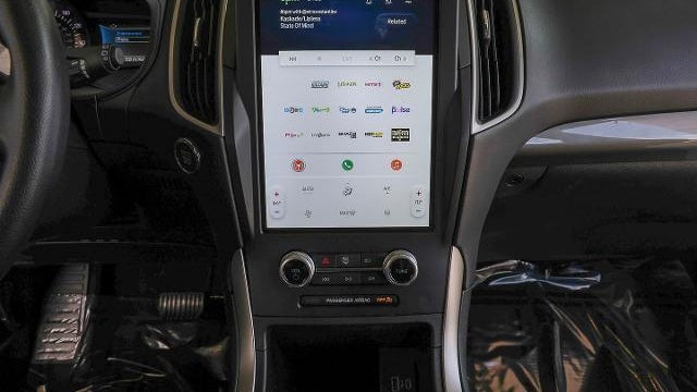 2023 Ford Edge SE