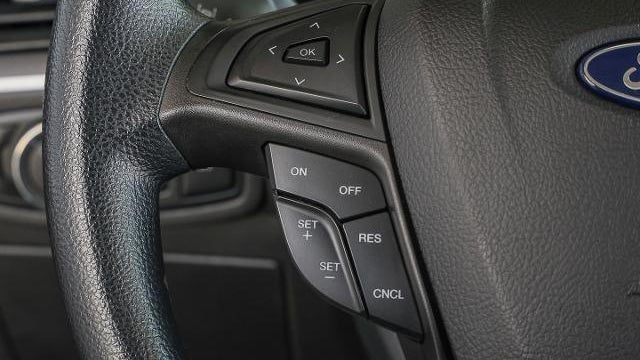 2023 Ford Edge SE