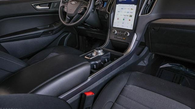 2023 Ford Edge SE