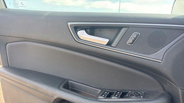 2023 Ford Edge SE