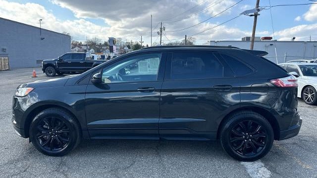 2023 Ford Edge SE