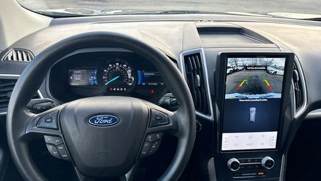 2023 Ford Edge SE