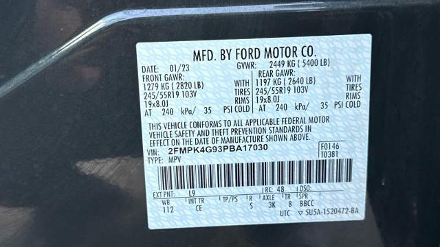 2023 Ford Edge SE