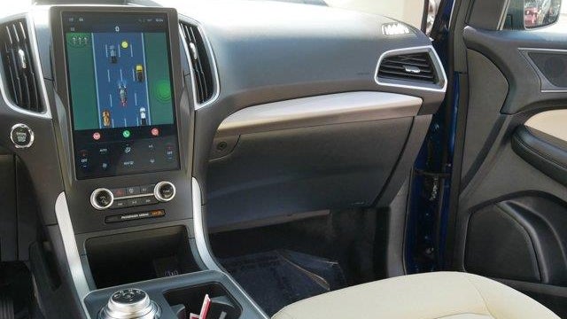 2024 Ford Edge SE