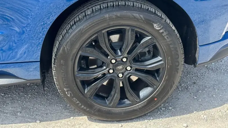 2024 Ford Edge SE