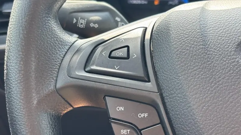 2024 Ford Edge SE