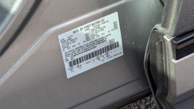 2024 Ford Edge SE