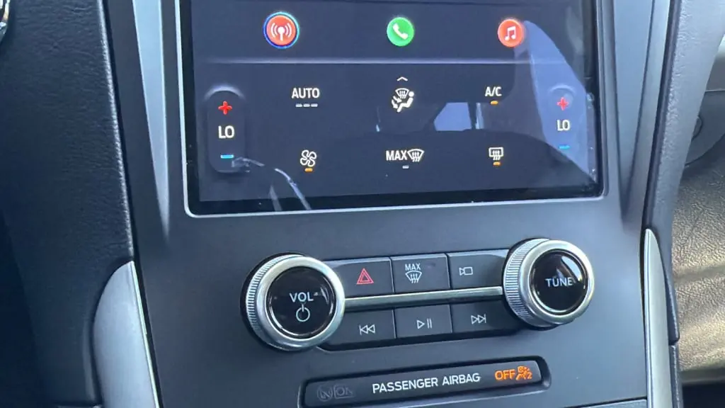 2022 Ford Edge SE