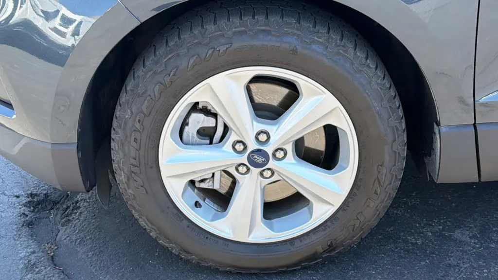 2022 Ford Edge SE