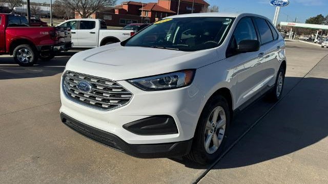2022 Ford Edge SE