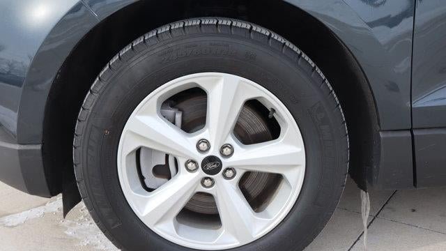 2023 Ford Edge SE