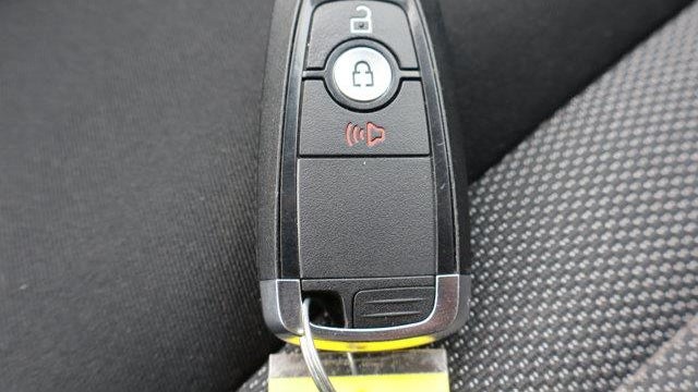 2023 Ford Edge SE