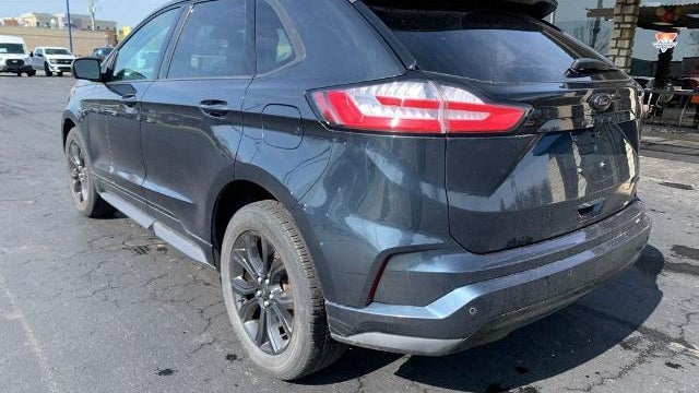 2023 Ford Edge SE