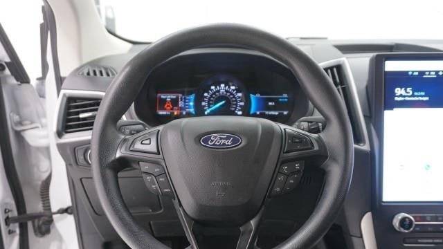 2023 Ford Edge SE