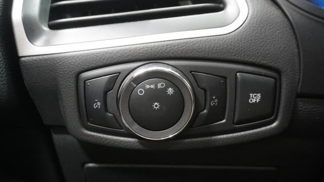 2023 Ford Edge SE