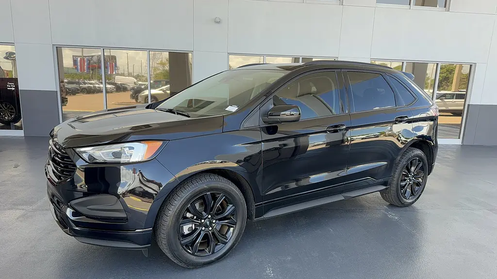 2024 Ford Edge SE