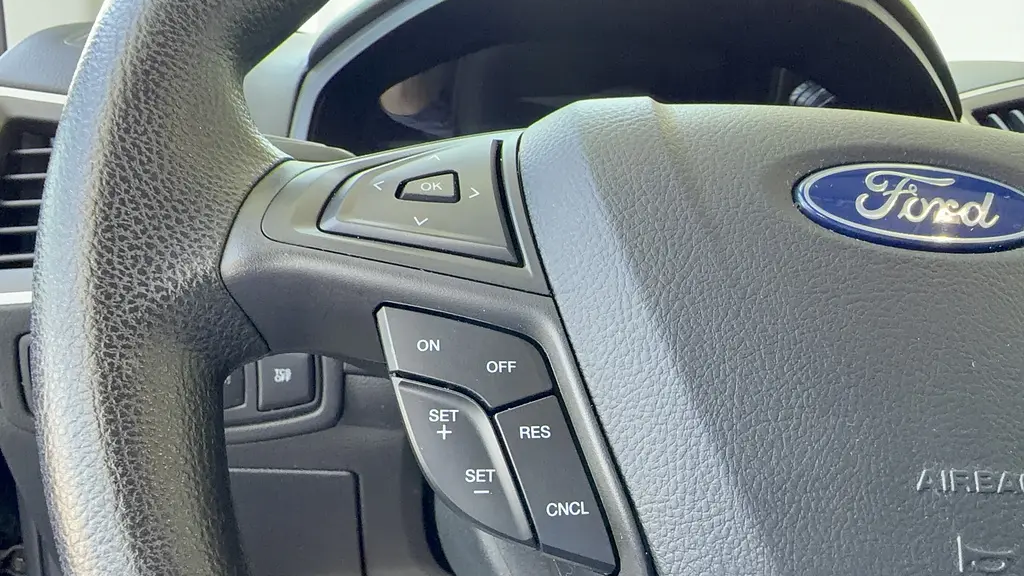 2024 Ford Edge SE