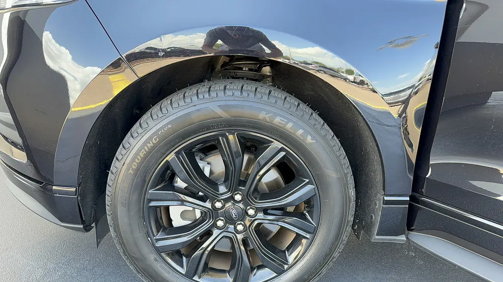 2024 Ford Edge SE