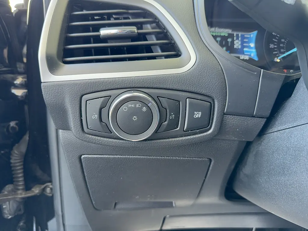 2024 Ford Edge - $27,995