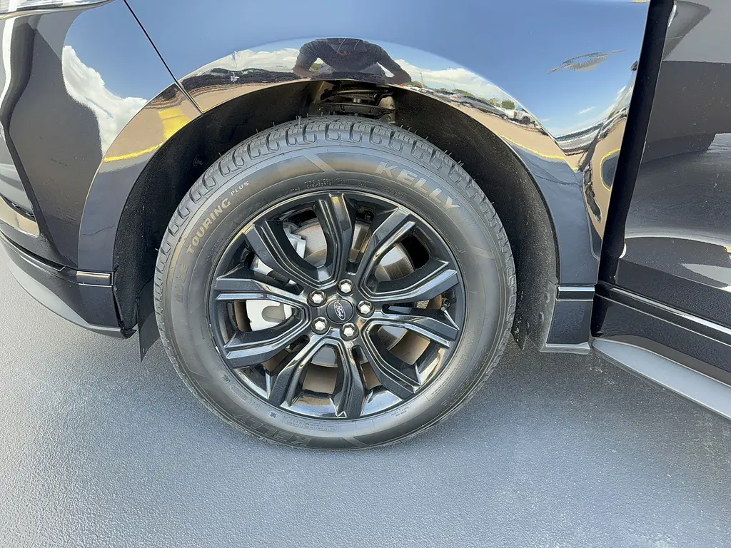 2024 Ford Edge - $27,995