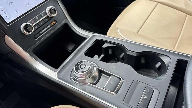 2024 Ford Edge SE