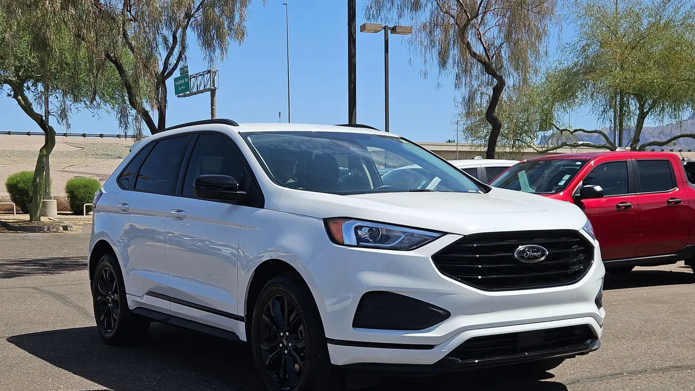 2024 Ford Edge SE