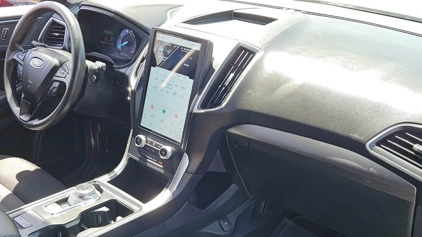 2024 Ford Edge SE