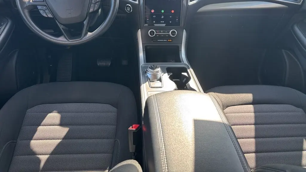 2024 Ford Edge SE