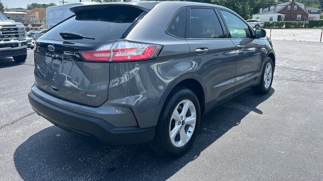 2021 Ford Edge SE