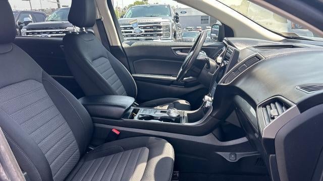 2021 Ford Edge SE