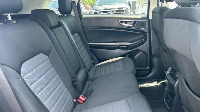 2021 Ford Edge SE