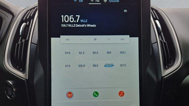 2022 Ford Edge SE
