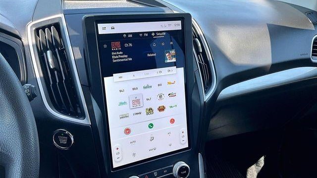 2022 Ford Edge SE