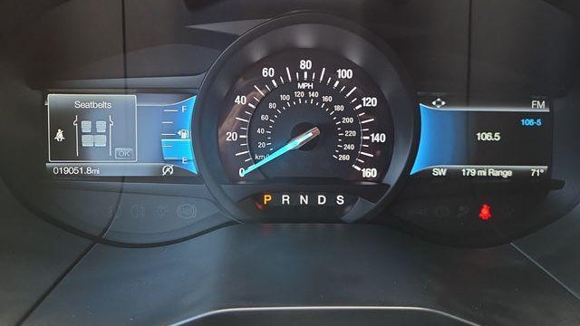 2022 Ford Edge SE