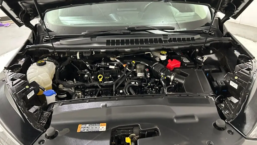 2022 Ford Edge SE