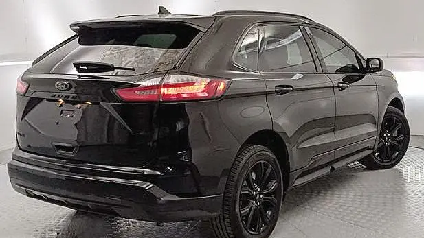 2023 Ford Edge SE