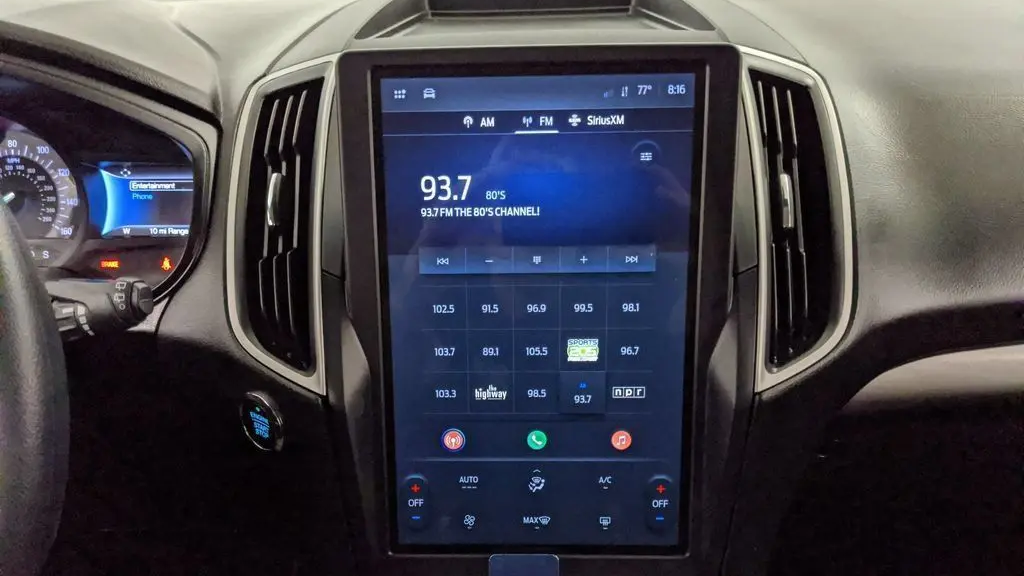 2023 Ford Edge SE