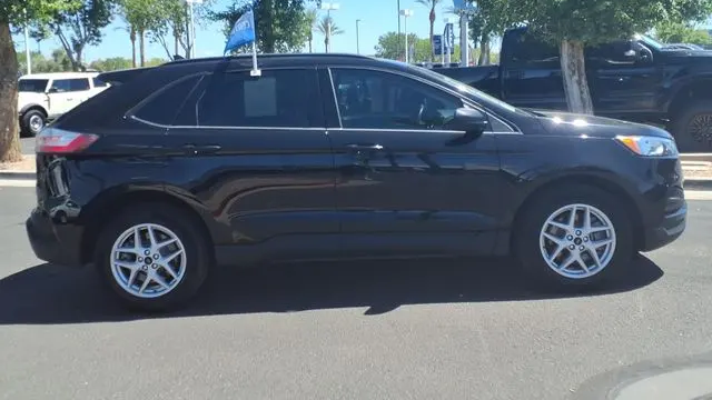 2023 Ford Edge SE
