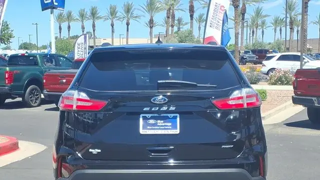 2023 Ford Edge SE