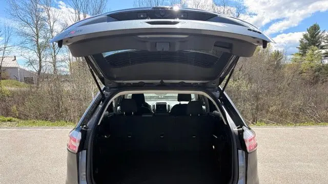 2023 Ford Edge SE