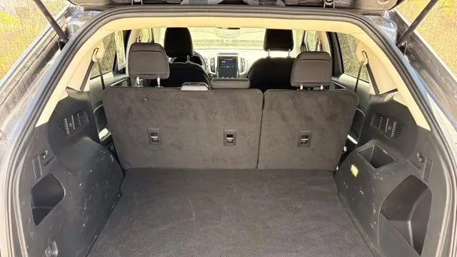 2023 Ford Edge SE