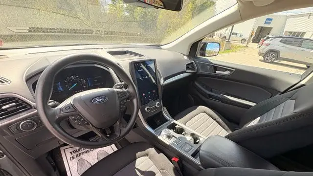 2023 Ford Edge SE