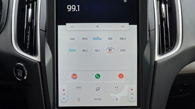 2023 Ford Edge SE