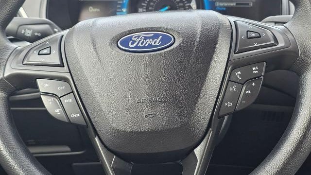 2023 Ford Edge SE