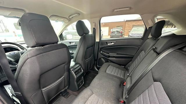 2020 Ford Edge SE