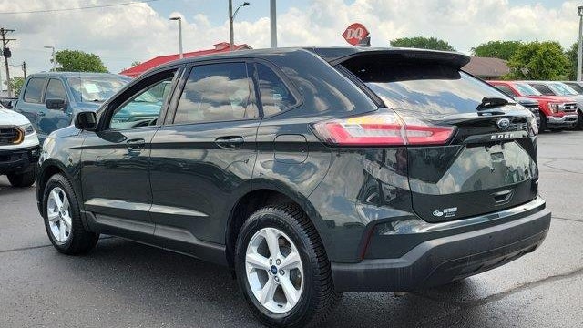 2022 Ford Edge SE