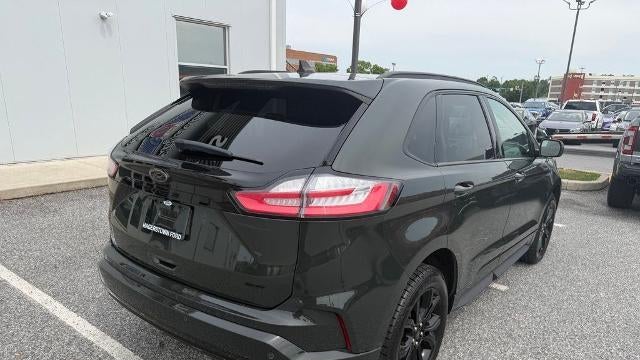 2022 Ford Edge SE