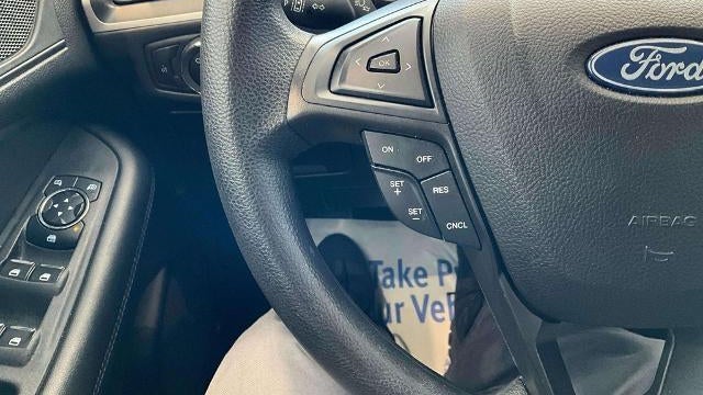 2023 Ford Edge SE