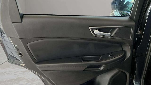 2023 Ford Edge SE