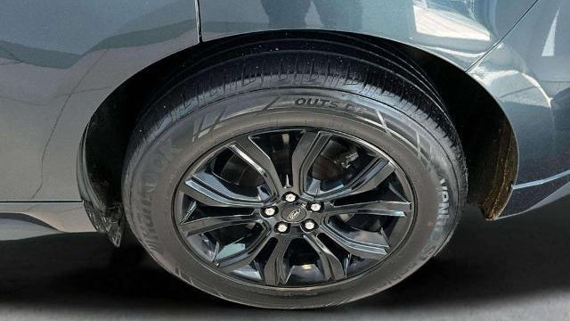 2023 Ford Edge SE